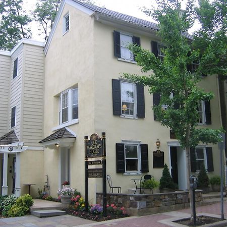 Hargrave House Bed And Breakfast Doylestown Exterior photo